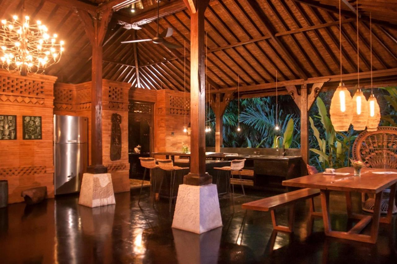 Villa Mahadevi Jungle Retreat Joglo 1 Ubud Exterior foto